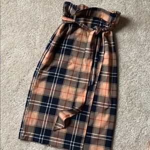 H&M Women’s plaid skirt